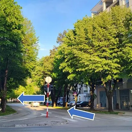 Agape C-52 Τρέμπινιε